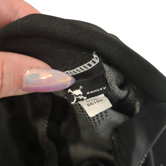 Oakley Mens Glacier Club Black & Gray Long Sleeve Half-Zip Pullover In XL patch - Picture 2 of 8